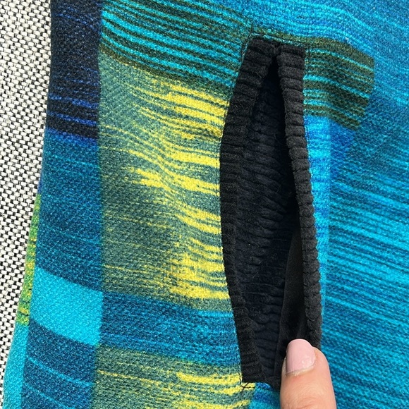 Vintage Corduroy Cardigan Jacket with Blue and Green shades and Pockets - Picture 17 of 17